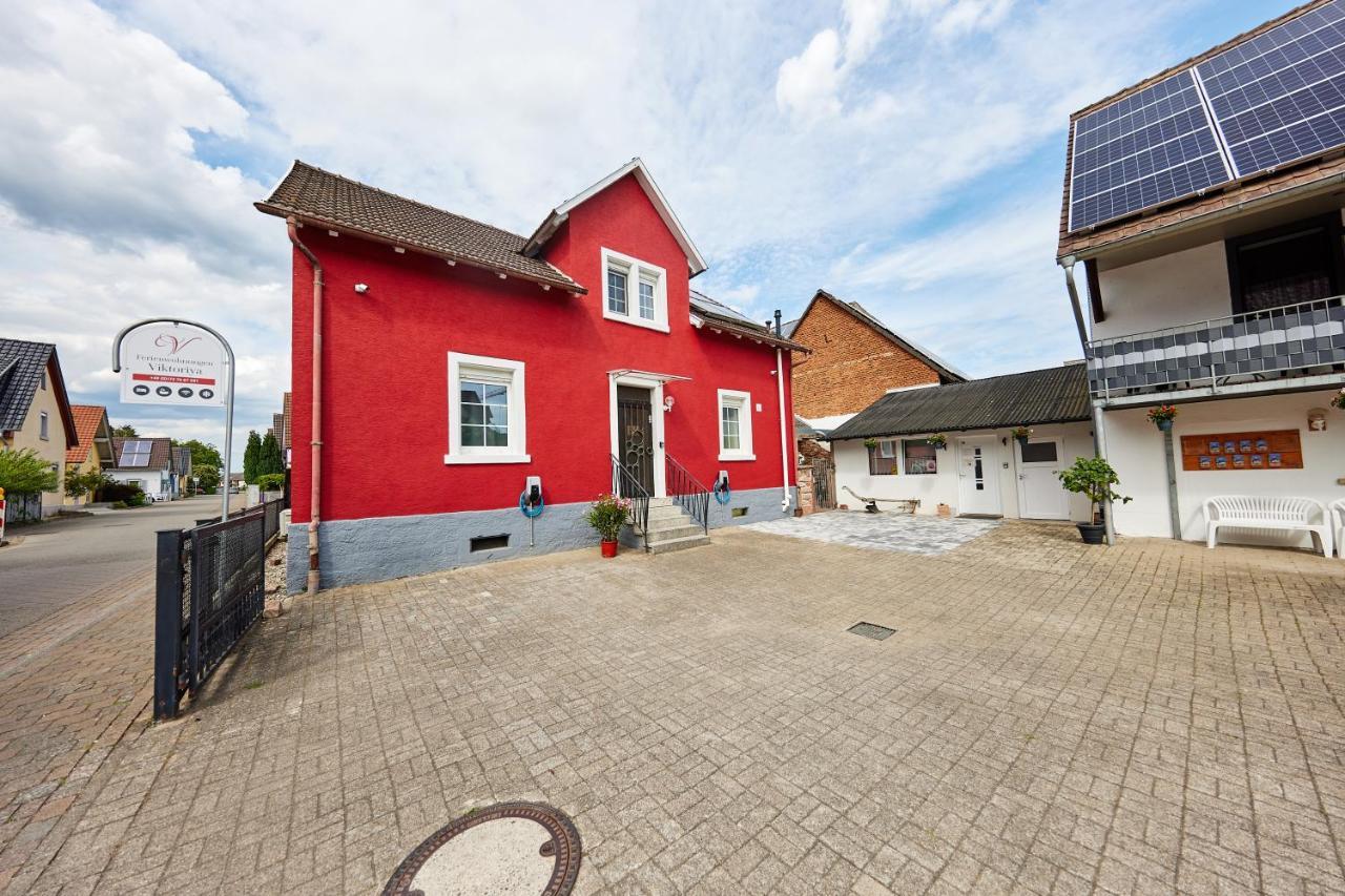 Gaestehaus Viktoriya Nur Wenige Minuten Zum Europa-Park Руст Экстерьер фото